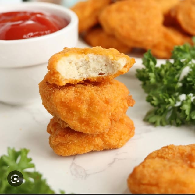 Chicken Nuggets (10 pc).