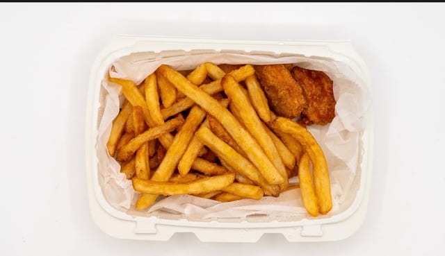 6 Pcs Chicken Nuggets - KM.